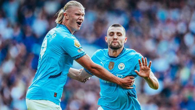 而球迷们则 而球迷们则